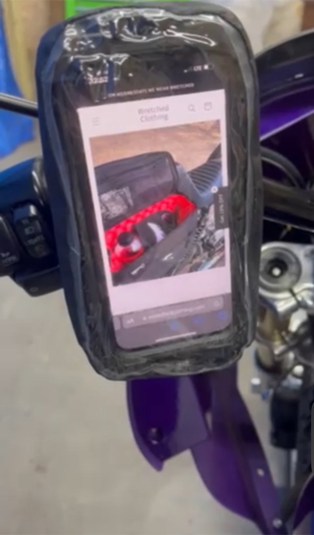 Rain cover for phone mount